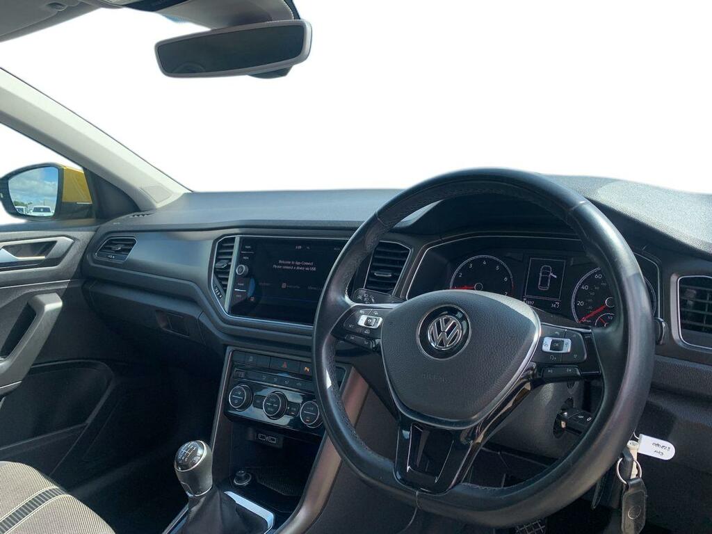 Volkswagen T-Roc 1.0 Tsi Se Yellow #6