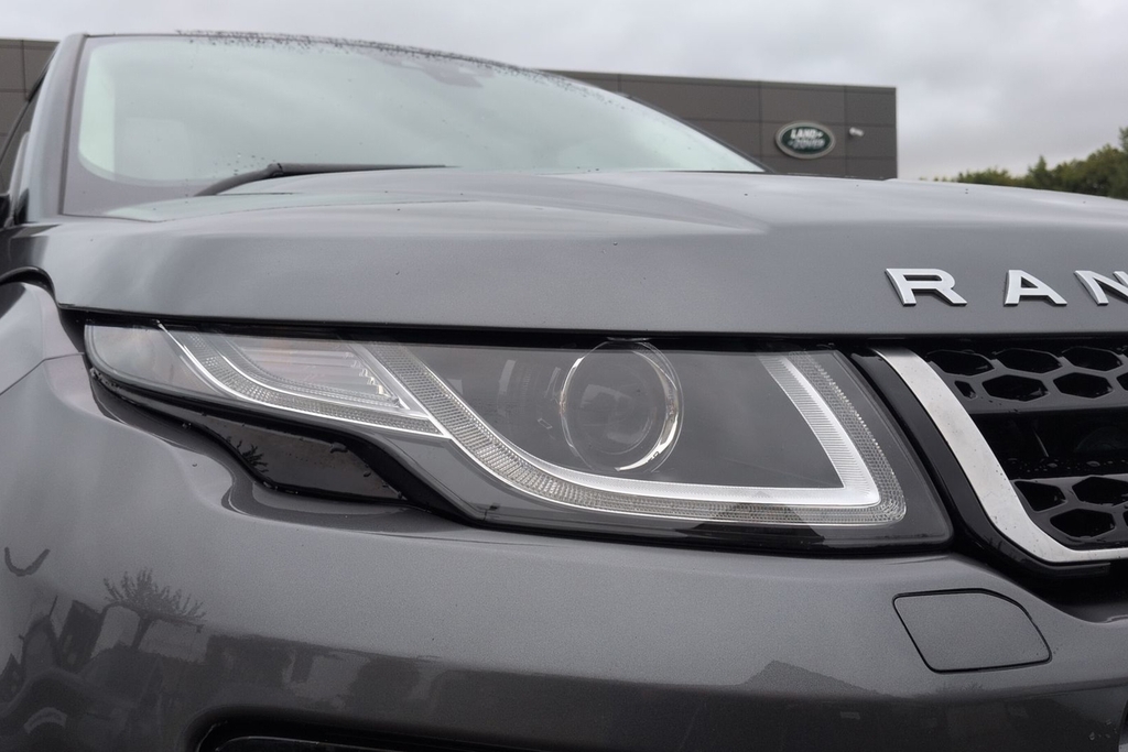 Land Rover Range Rover Evoque 2.0 D150 2Wd Black #17