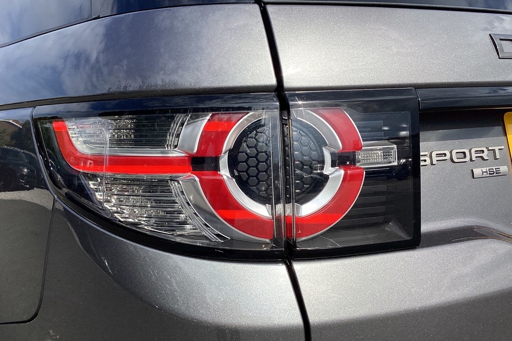 Land Rover Discovery Sport Se Tech Grey #19
