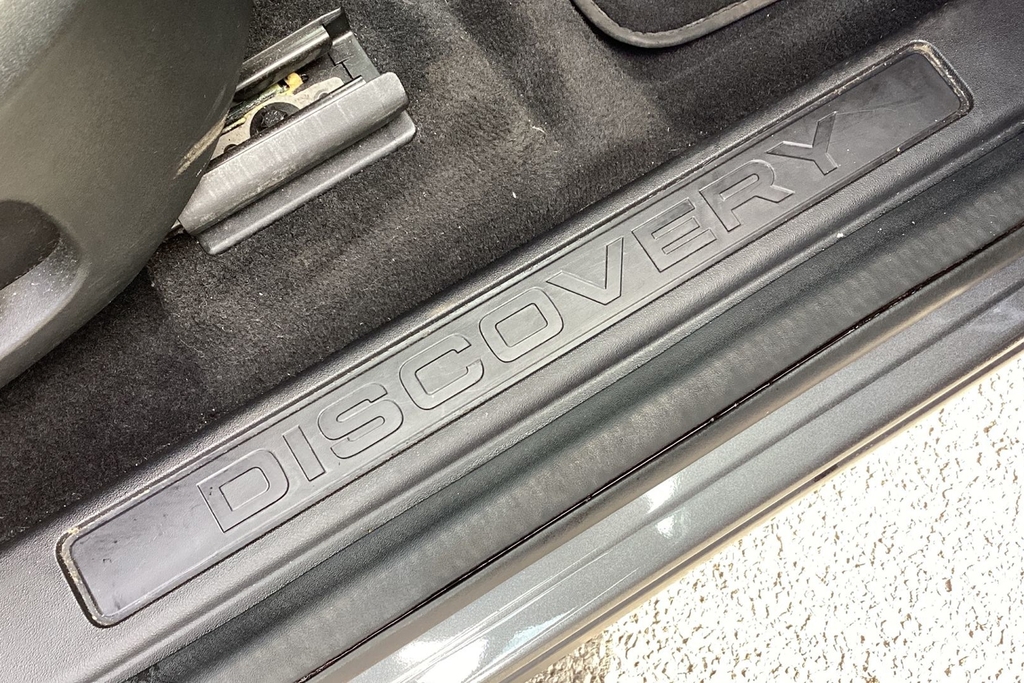 Land Rover Discovery Sport Se Tech Grey #28
