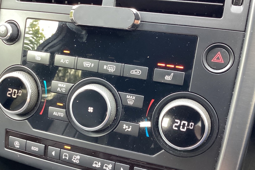 Land Rover Discovery Sport Se Tech Grey #22