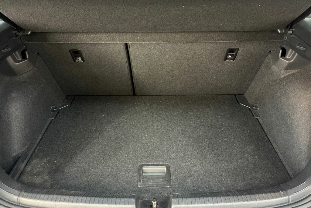 Volkswagen Polo 1L R-line Grey #11