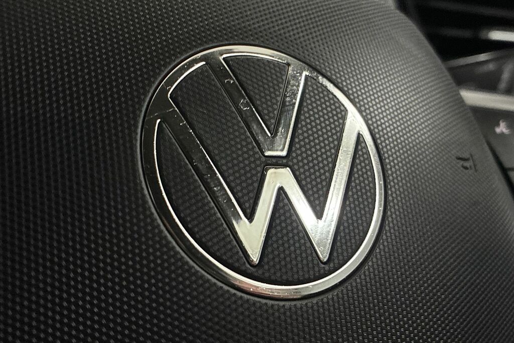 Volkswagen T-Roc 1.5 Tsi R-line Black #25