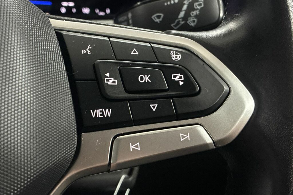 Volkswagen T-Roc 1.5 Tsi R-line Black #26