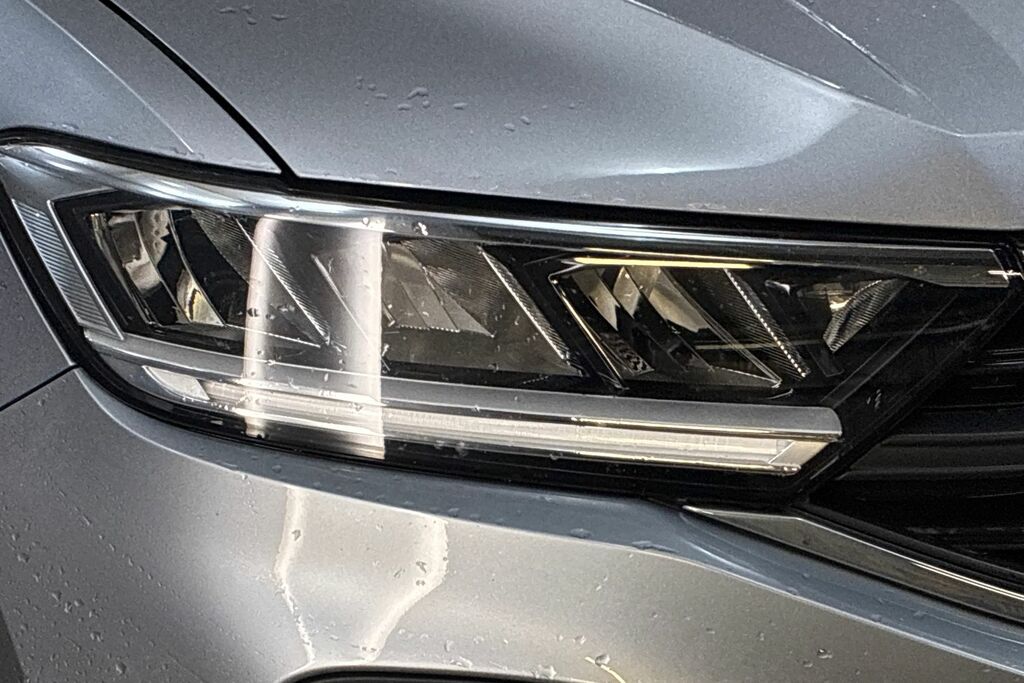 Volkswagen T-Roc 1.5 Tsi R-line Black #18