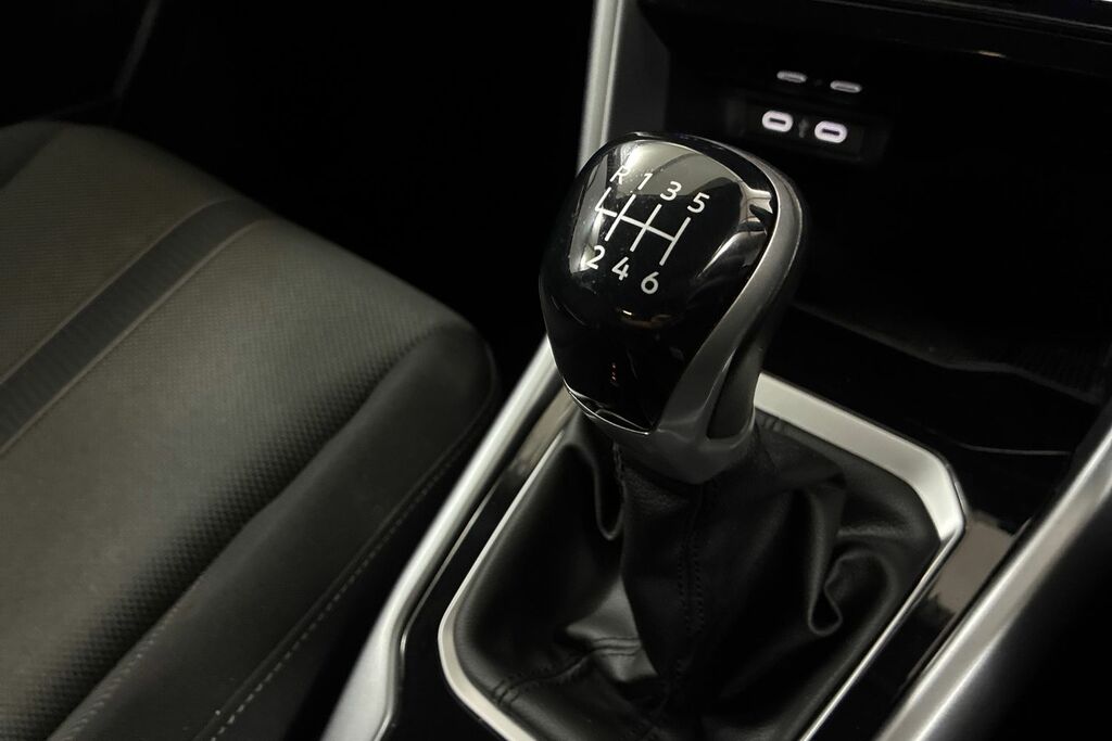 Volkswagen T-Roc 1.5 Tsi R-line Black #22