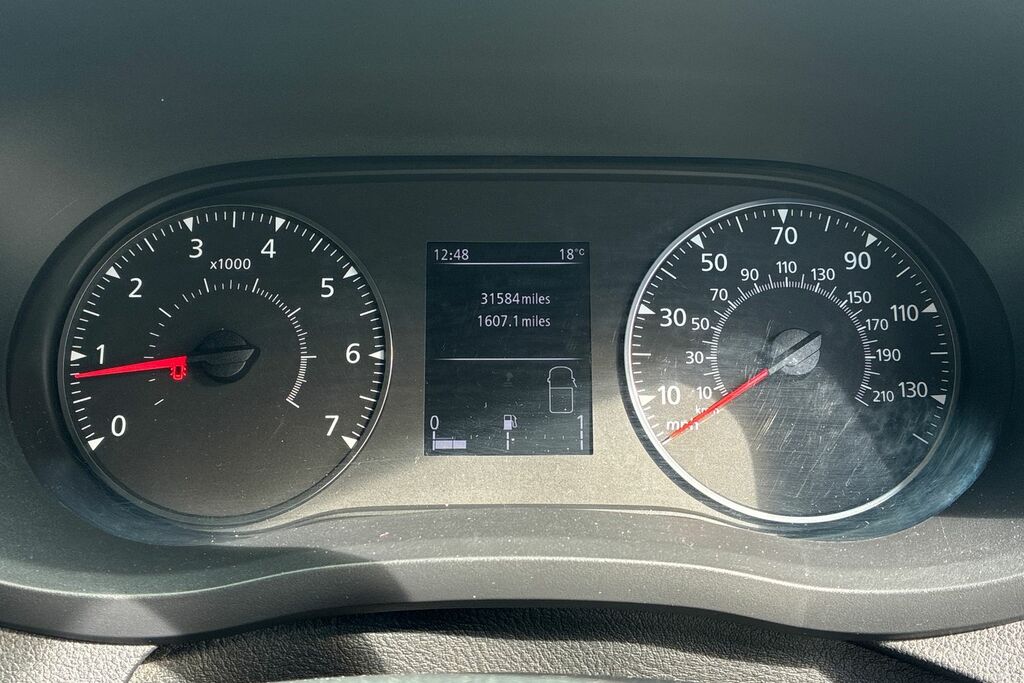 Nissan InterStar 2.3L Dci 35 Tekna Panel Van Fwd Grey #10