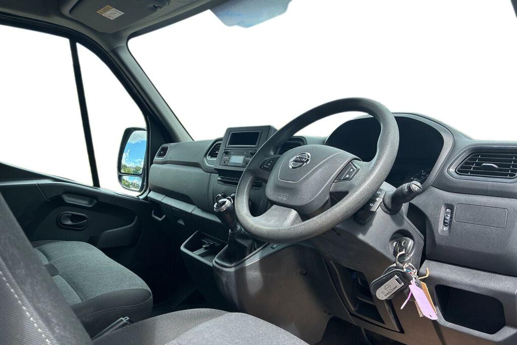 Nissan InterStar 2.3L Dci 35 Tekna Panel Van Fwd Grey #7