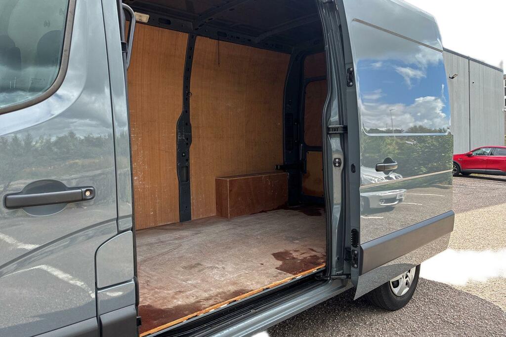 Nissan InterStar 2.3 Dci 33 Acenta Panel Van Fwd Grey #5