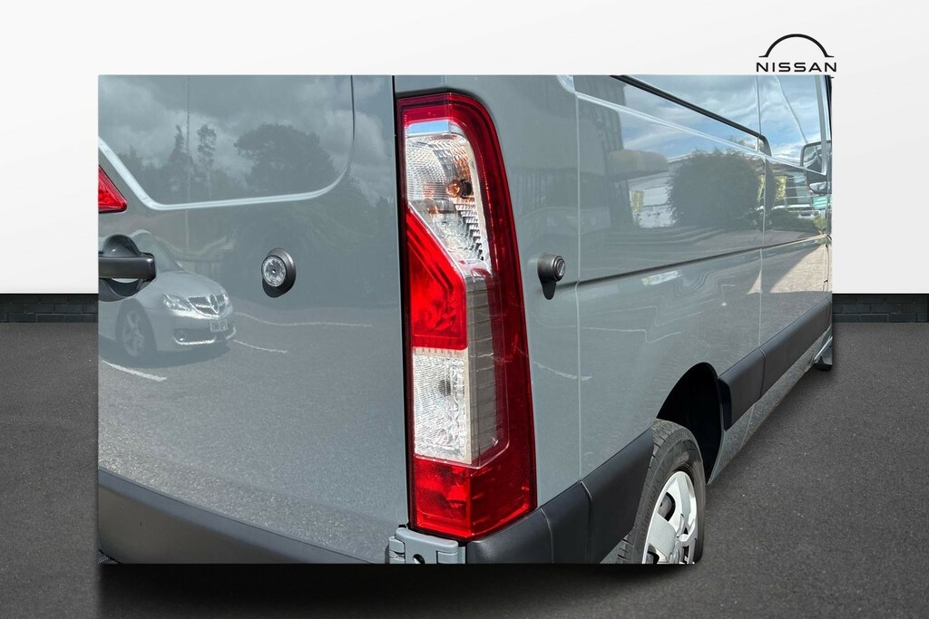 Nissan InterStar 2.3 Dci 33 Acenta Panel Van Fwd Grey #2