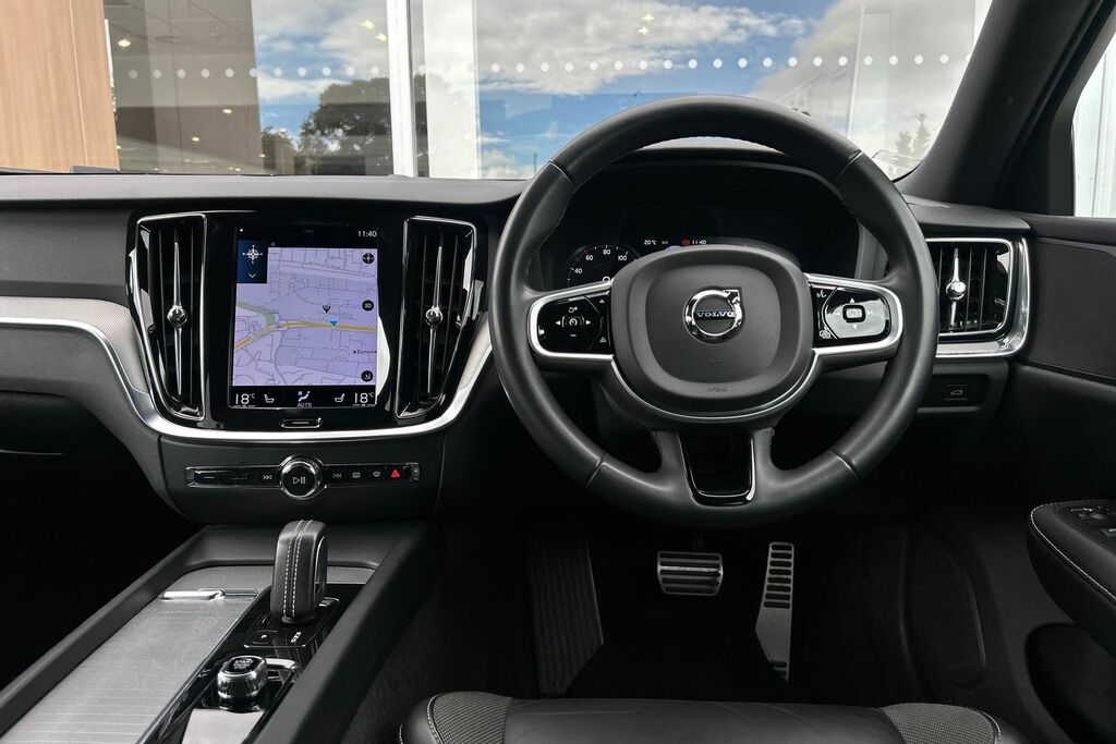 Volvo V60 Momentum, B3 Mild Hybrid Blue #29
