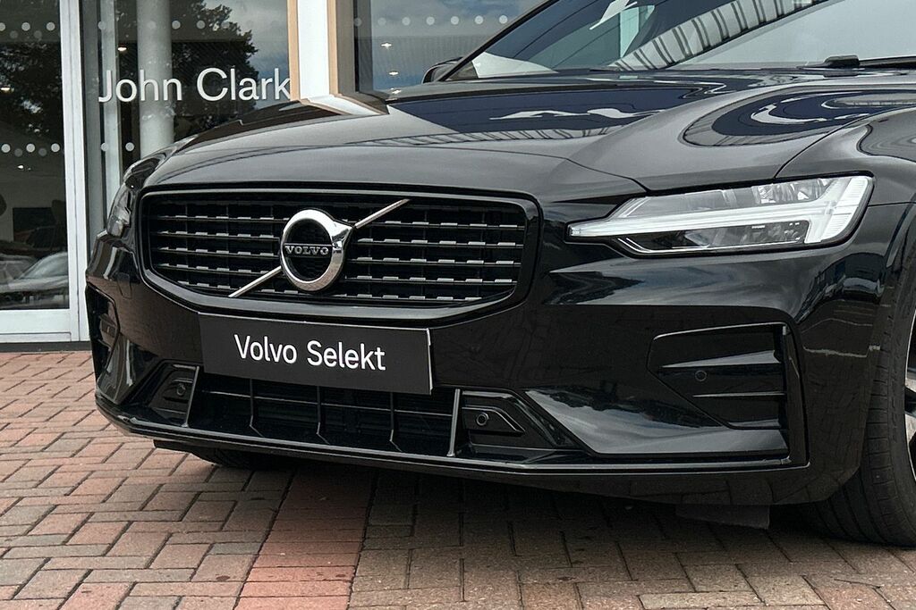 Volvo V60 Momentum, B3 Mild Hybrid Blue #31