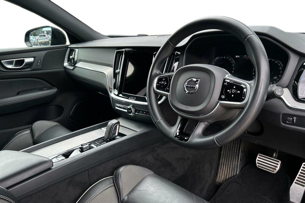 Volvo V60 Momentum, B3 Mild Hybrid Blue #10