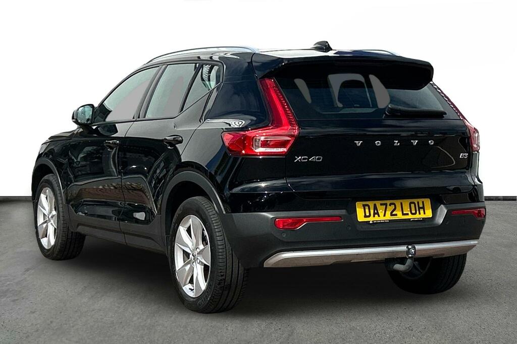 Volvo XC40 Core, B3 Mild Hybrid, Black #3
