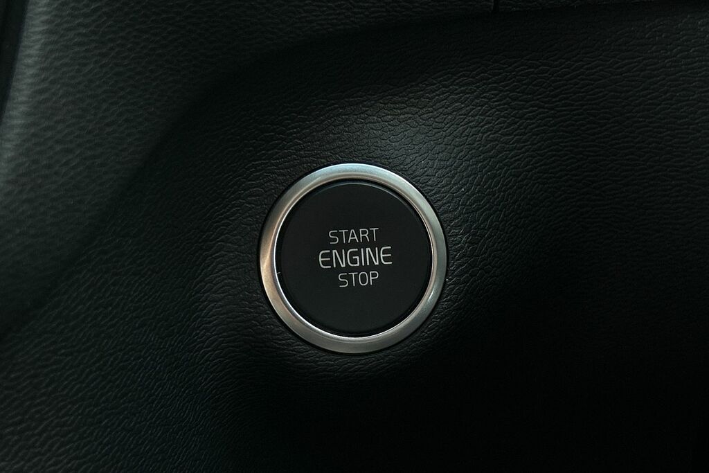 Volvo XC40 1.5 T5 Recharge Phev Inscription Blue #25
