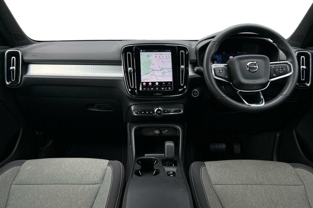 Volvo XC40 Core, B3 Mild Hybrid, Black #6