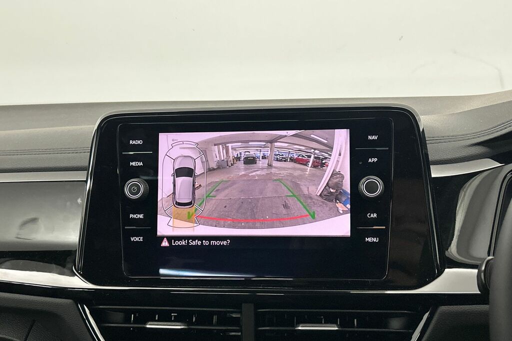 Volkswagen T-Roc 1.5 Tsi Style Design Black #25