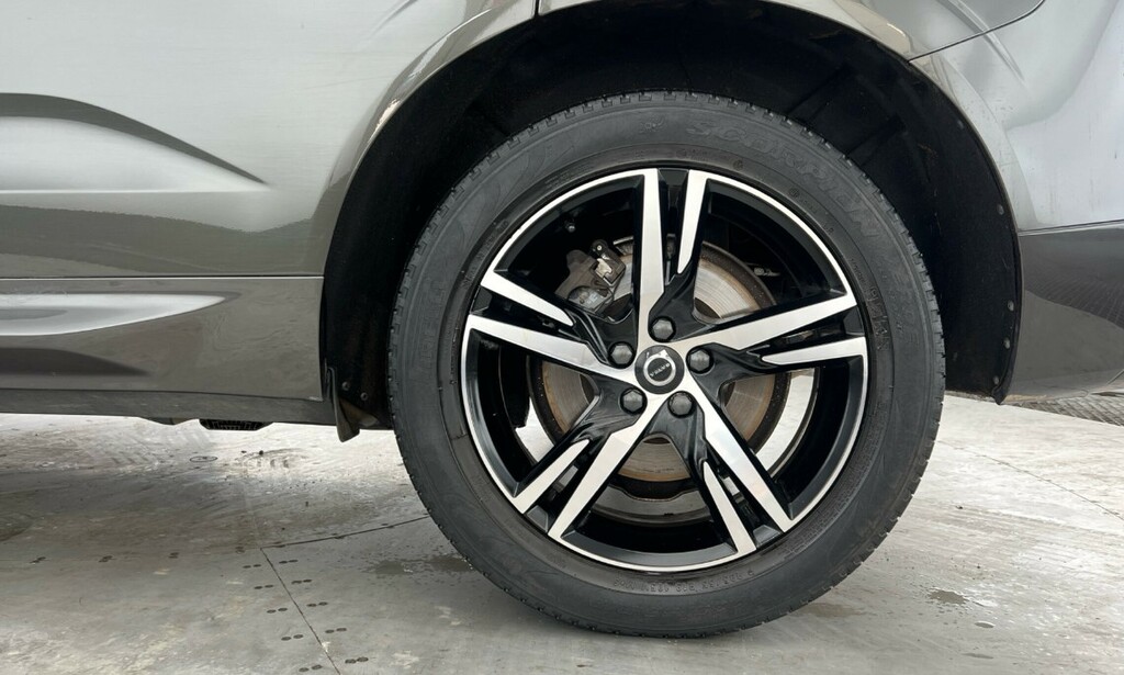 Volvo XC60 R-design, B4 Awd Mild Hybrid Grey #4