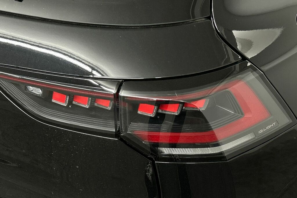 Volkswagen Golf Golf 2.0 Tdi 150 Black Edition Dsg Red #19
