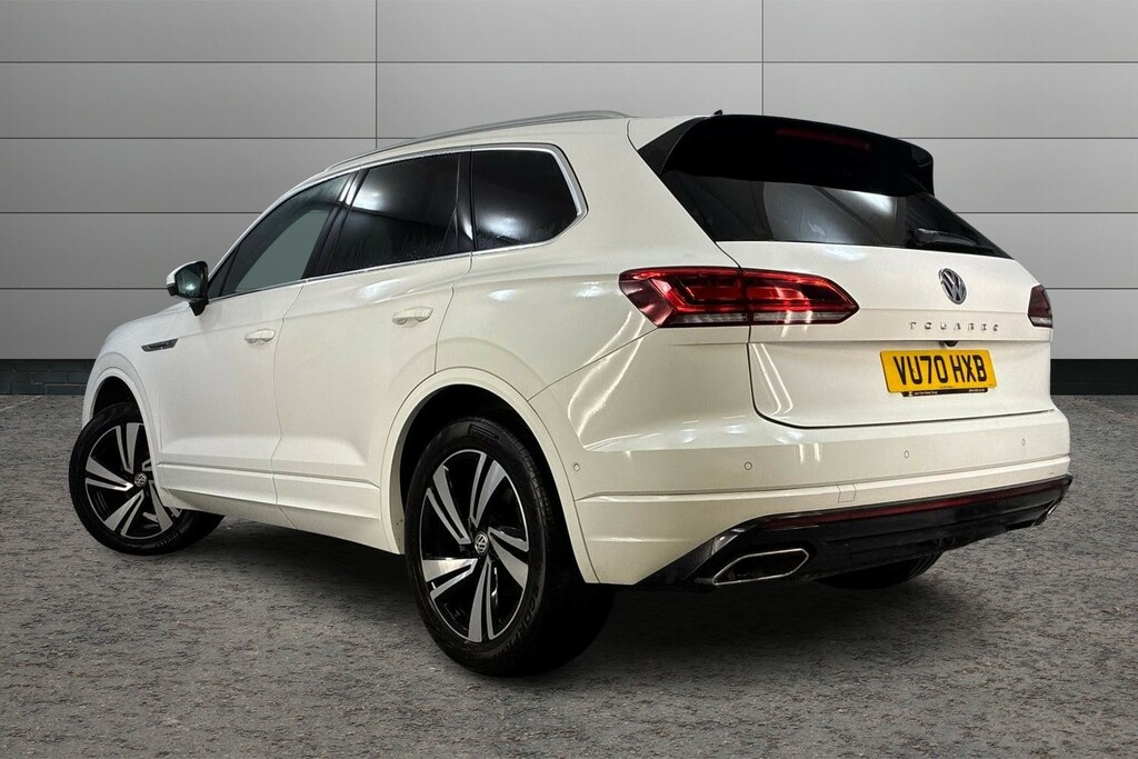 Volkswagen Touareg 3.0 V6 Tdi 4Motion R-line Tech Tip White #3