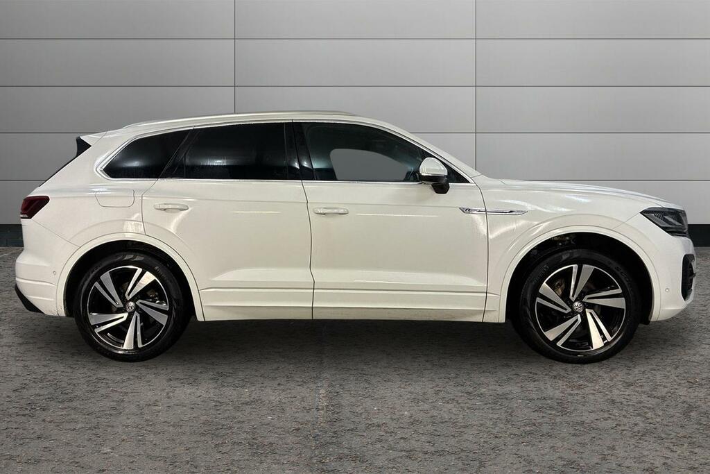 Volkswagen Touareg 3.0 V6 Tdi 4Motion R-line Tech Tip White #4