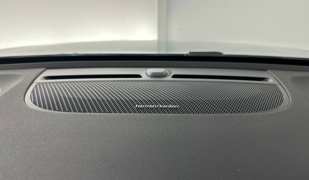 Volvo XC40 Black Edition Plus, B3 Mild Hybrid, Low Ta Black #16
