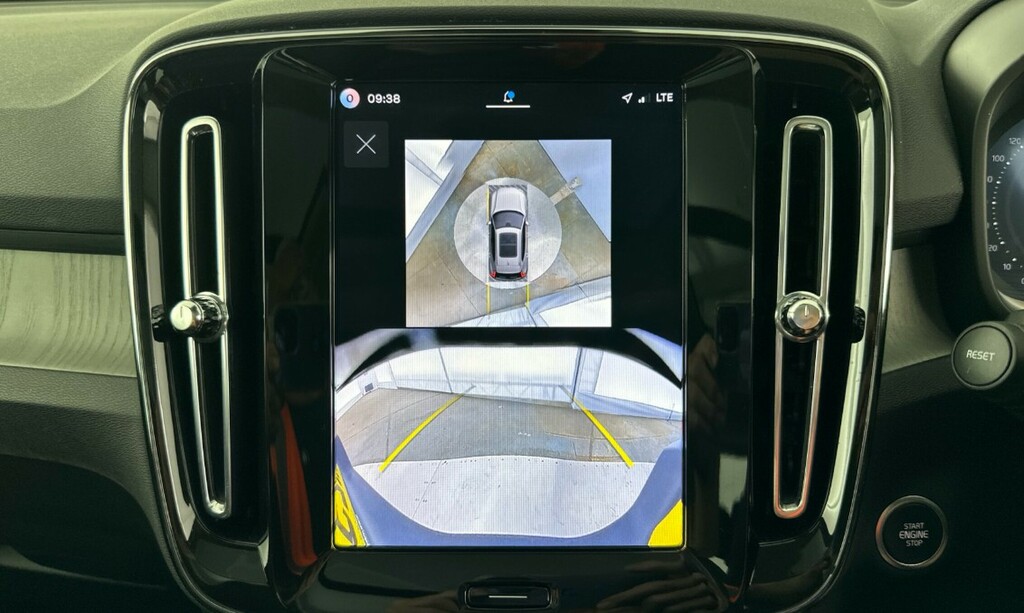Volvo XC40 Black Edition Plus, B3 Mild Hybrid, Low Ta Black #15