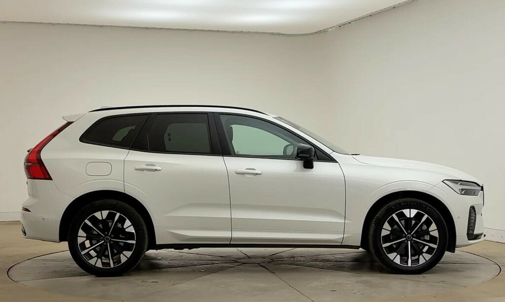 Volvo XC60 Plus, B5 Awd Mild Hybrid, Dark White #2