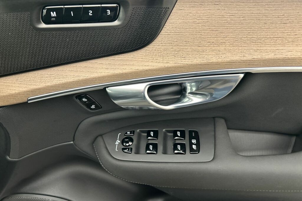 Volvo XC90 2.0 T8 Phev Plus Dark Awd Geartronic Grey #26