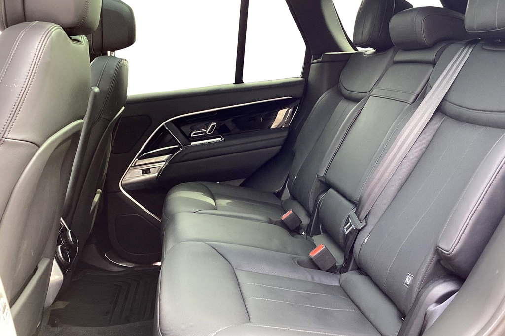 Land Rover Range Rover P440e Se Black #4