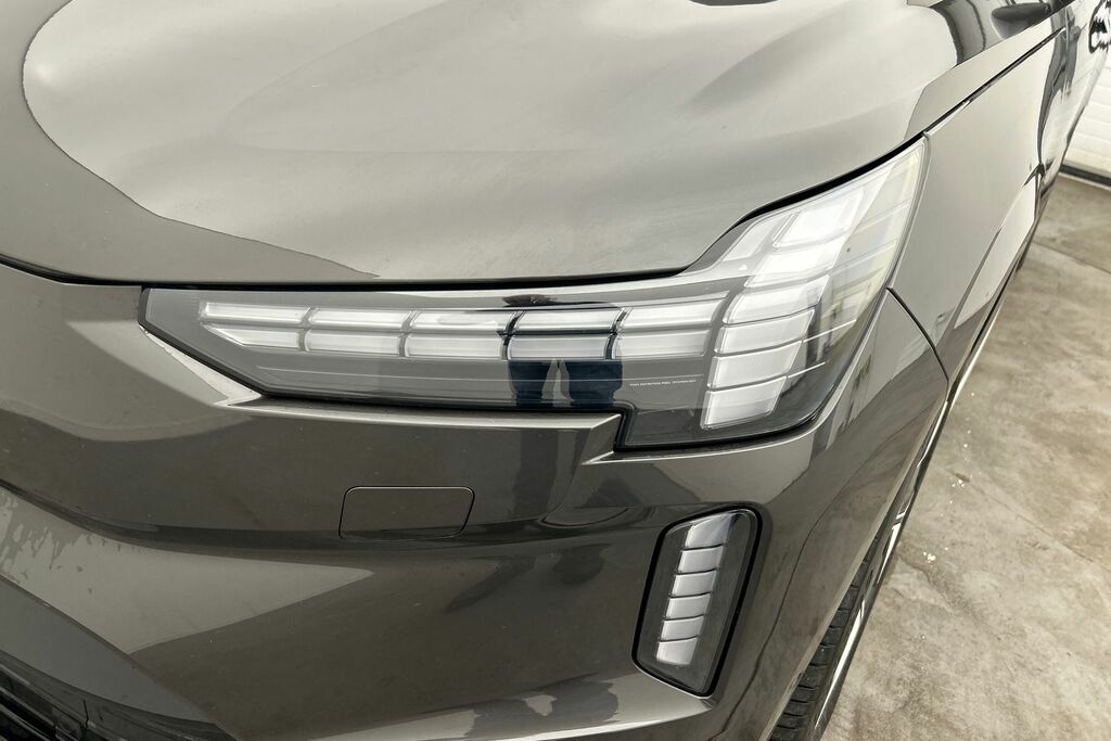 Volvo EX90 Ultra, Twin Motor Performance, 7 Seats White #18