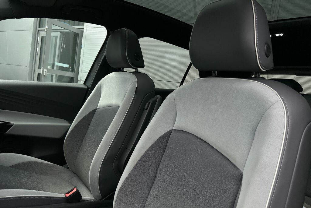 Volkswagen ID.3 150Kw Tour Pro S 77Kwh Black #16
