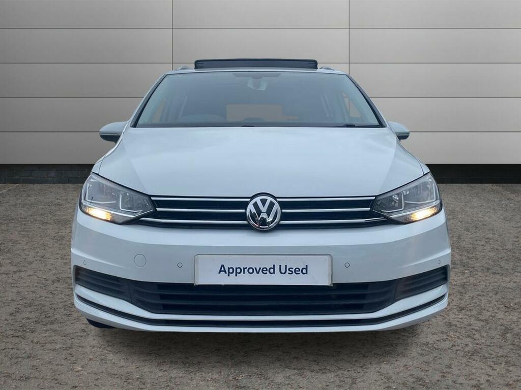 Volkswagen Touran Mpv White #8