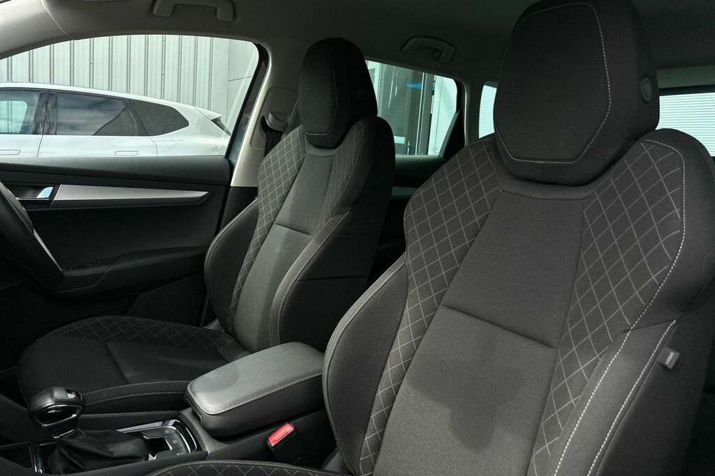 Skoda Karoq 1.5 Tsi Se L Dsg Blue #16