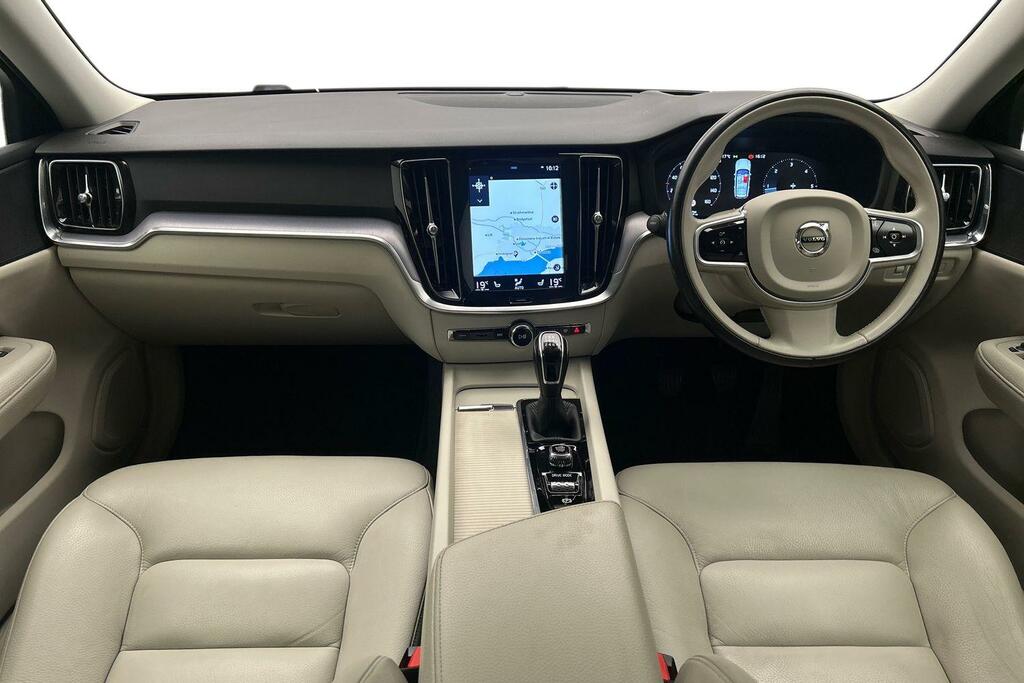 Volvo V60 D3 Momentum Pro Grey #6