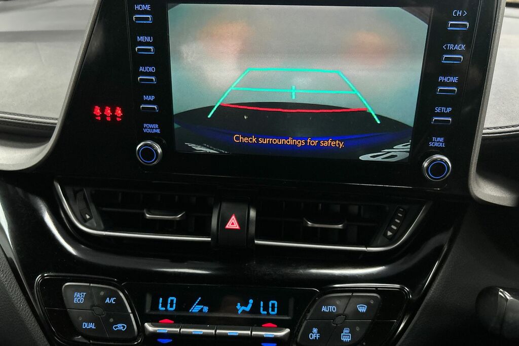 Toyota C-Hr 1.8 Hybrid Dynamic Cvt White #23
