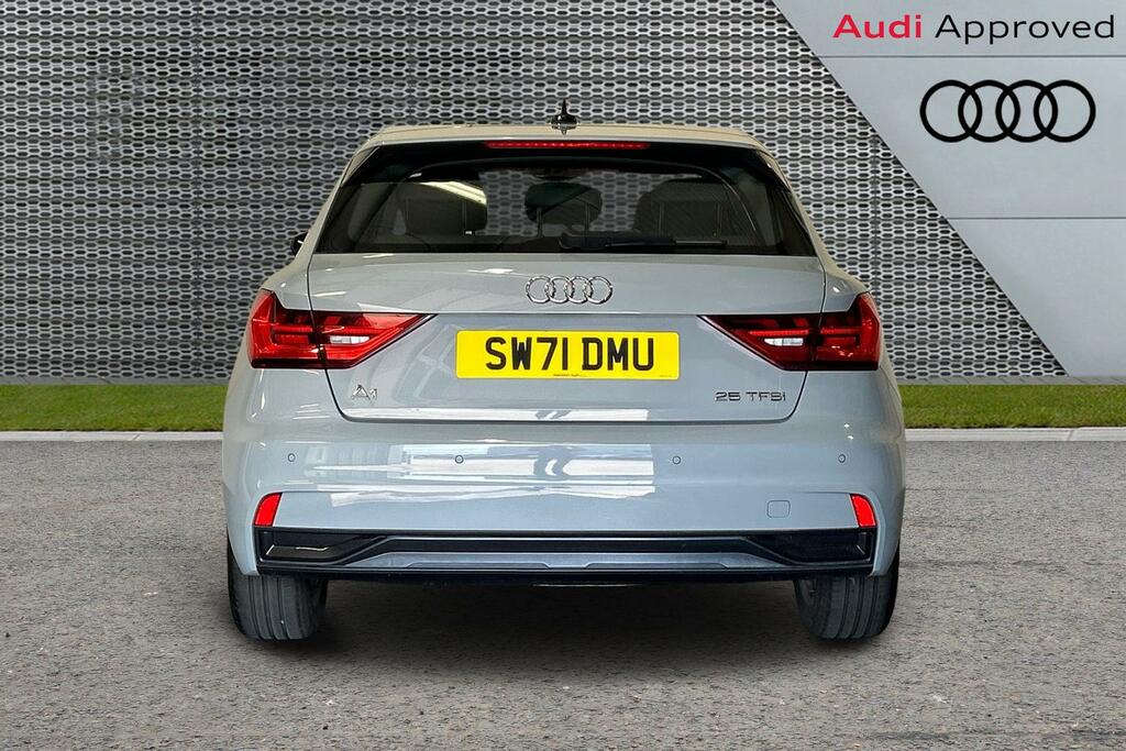 Audi A1 30 Tfsi Citycarver S Tronic White #7