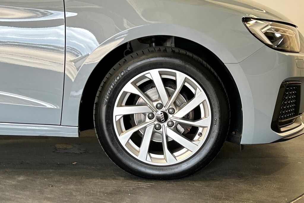Audi A1 30 Tfsi Citycarver S Tronic White #5