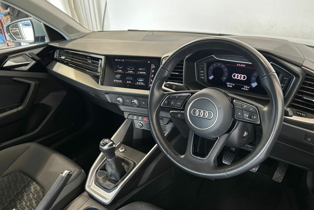 Audi A1 30 Tfsi Citycarver S Tronic White #6