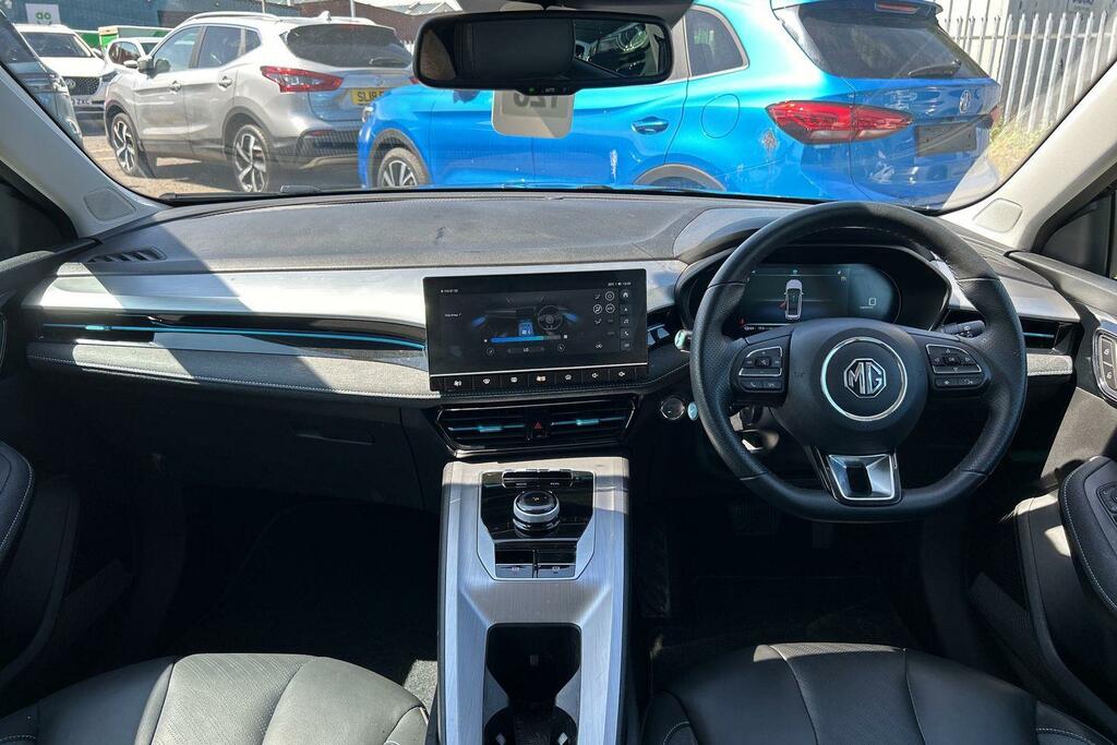 MG MG5 61.1Kwh Trophy Long Range Black #5