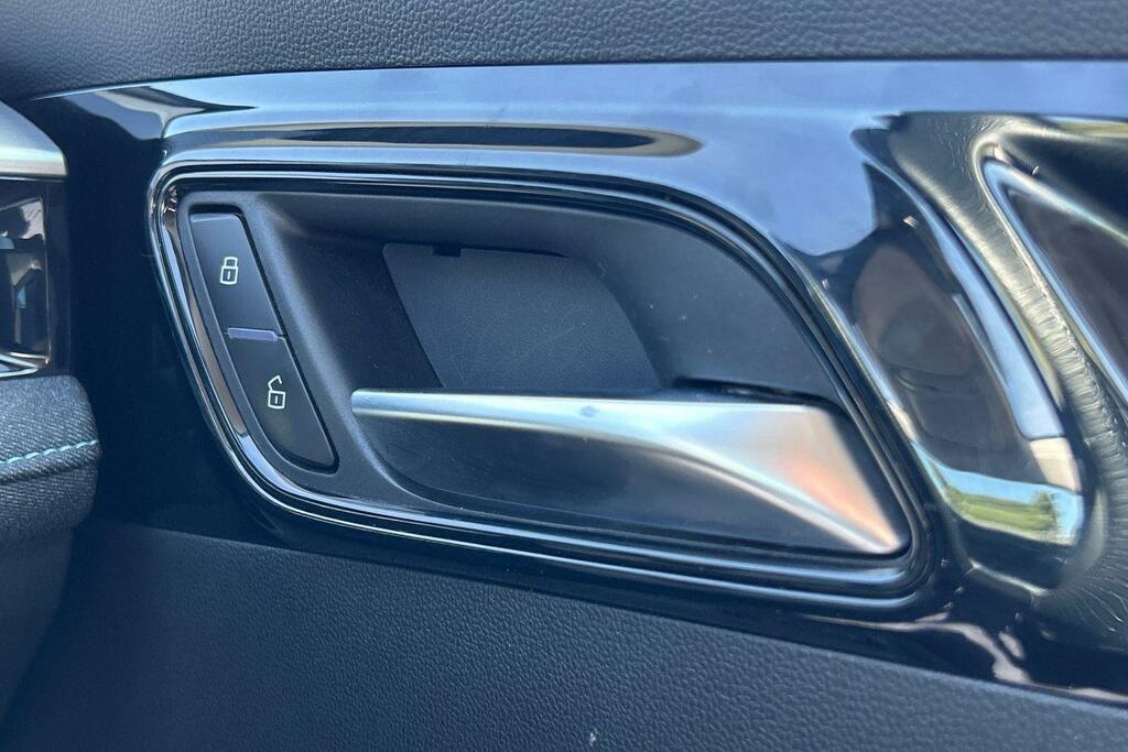 MG MG5 61.1Kwh Trophy Estate 156 Ps Silver #28