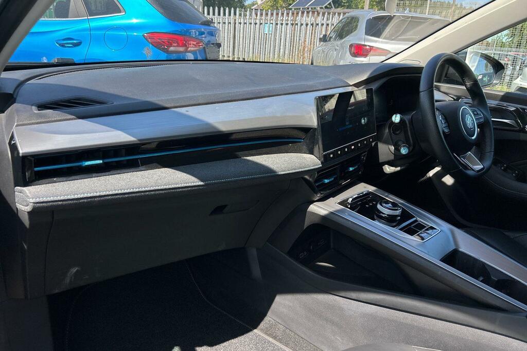 MG MG5 61.1Kwh Trophy Long Range Black #6
