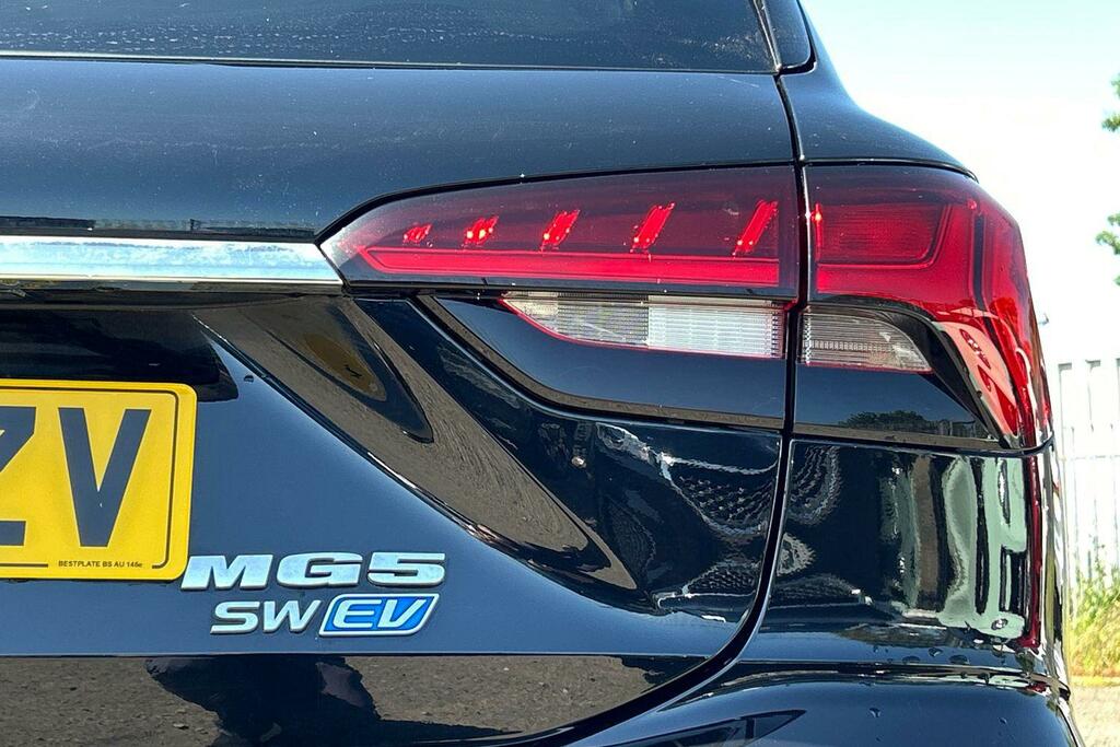 MG MG5 61.1Kwh Trophy Estate 156 Ps Silver #22
