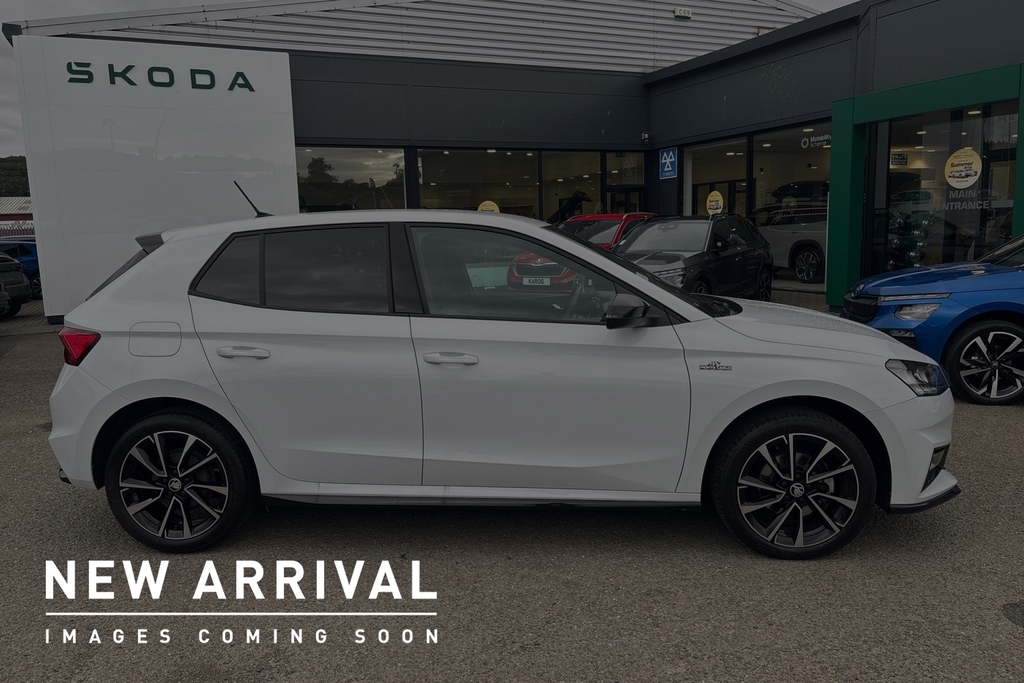 Skoda Fabia 1.0 Tsi 116 Monte Carlo White #4