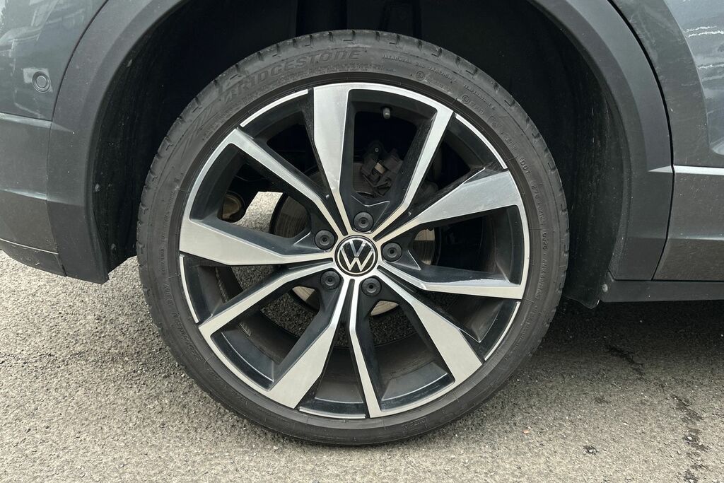 Volkswagen T-Roc 1.5 Tsi R-line Dsg Silver #5