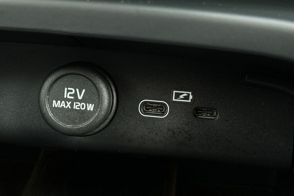 Volvo XC40 Ultimate, B3 Mild Hybrid, Dark Blue #21