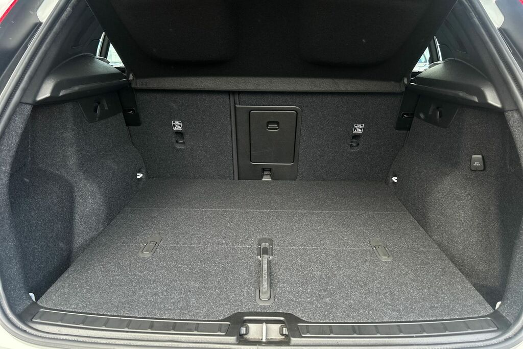 Volvo XC40 Ultimate, B3 Mild Hybrid, Dark Blue #8