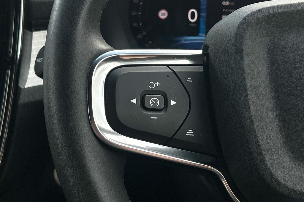 Volvo XC40 Ultimate, B3 Mild Hybrid, Dark Blue #11