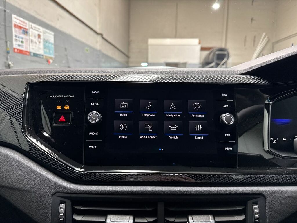 Volkswagen Polo Tsi Match - 2026 Silver #12