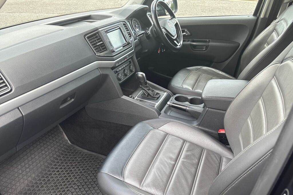 Volkswagen Amarok Dcab Pick Up Highline 3.0 V6 Tdi 258 Bmt 4M Black #2